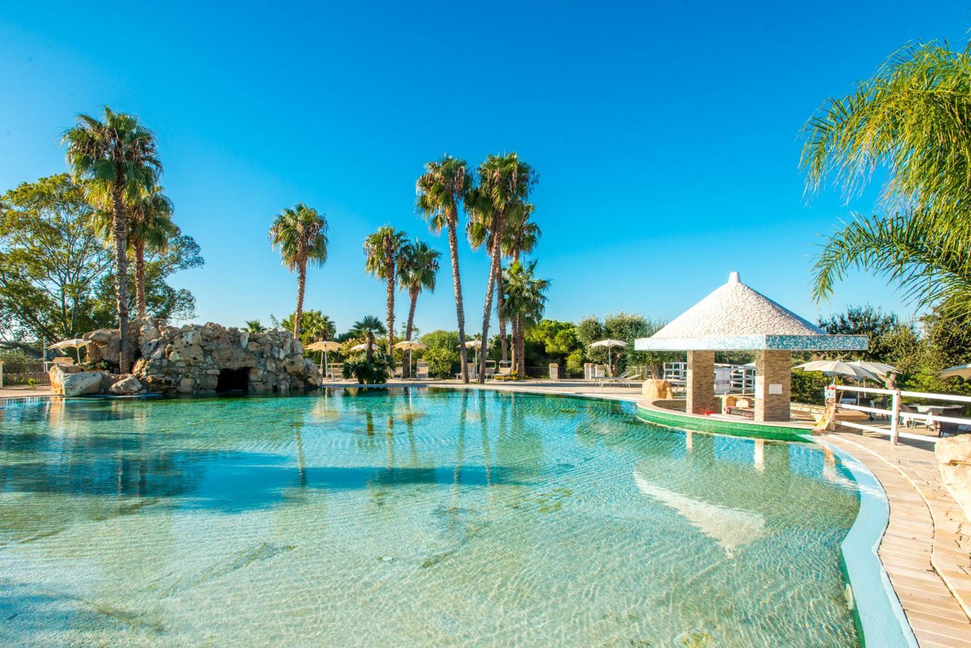Eden Resort Country Удженто Экстерьер фото
